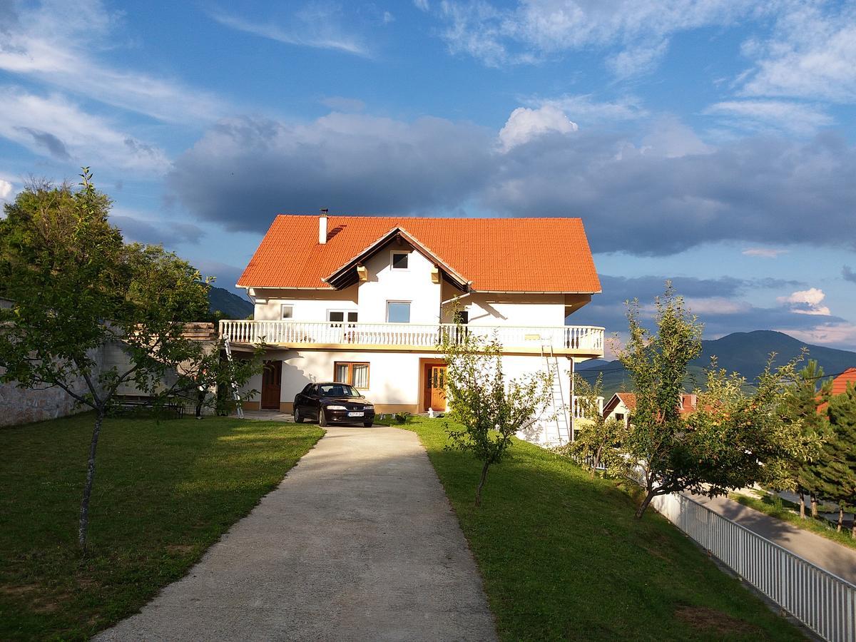 Kuca Za Odmor Sarcevic Apartamento Prozor Exterior foto