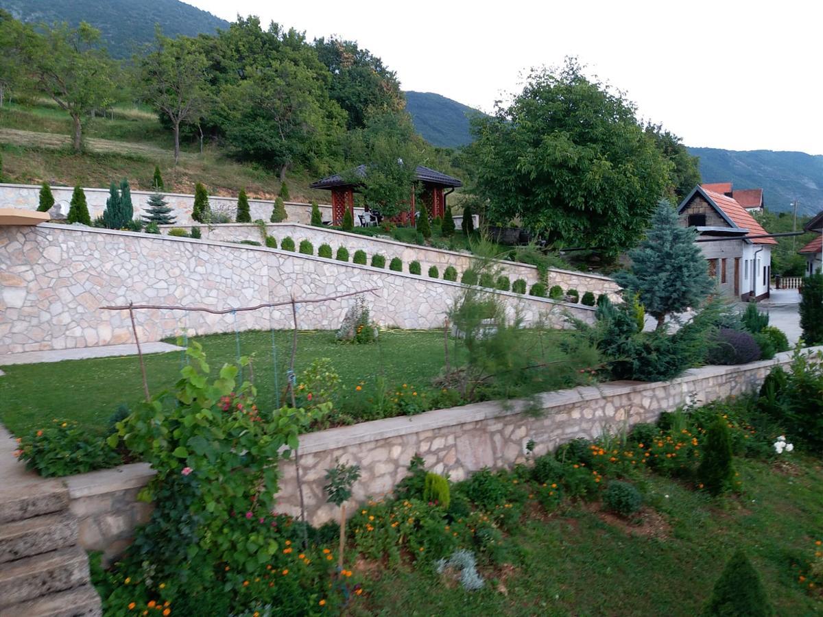 Kuca Za Odmor Sarcevic Apartamento Prozor Exterior foto